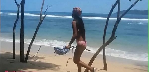  Heather deep gets caught giving deepthroat throatpie outdoor on beach by tourists new